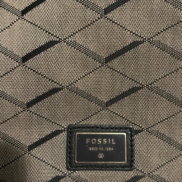 Fossil Purse Preston Canvas Expandable Zipper Geo Pattern Crossbody GUC - Picture 6 of 9